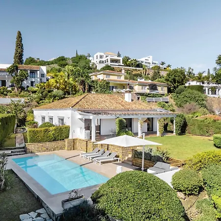 Villa Capricho Front Golf Pool Views *