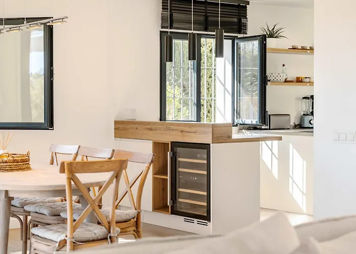 Capricho Front Golf Pool Views *