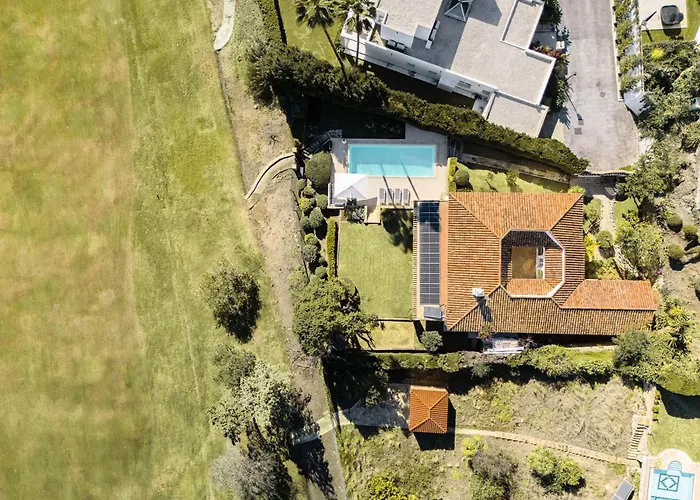 Capricho Front Golf Pool Views Villa