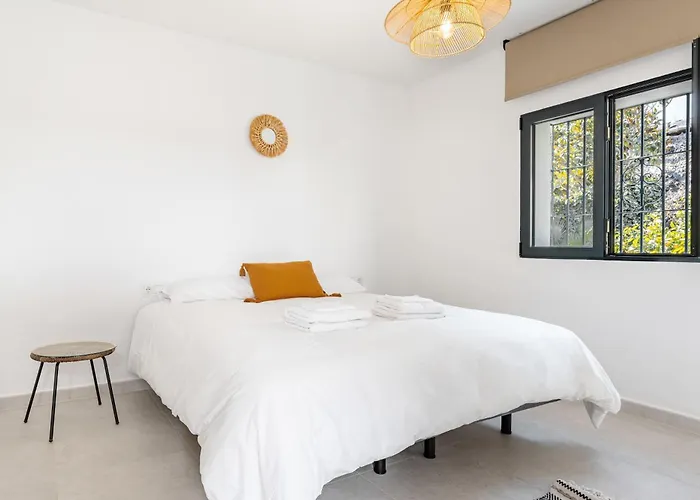 Capricho Front Golf Pool Views Вілла