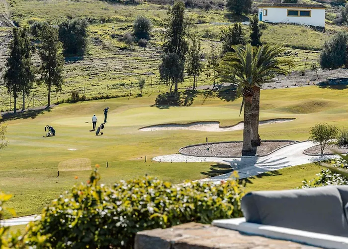 Capricho Front Golf Pool Views Вілла Естепона