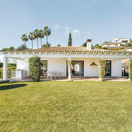 Capricho Front Golf Pool Views * Estepona